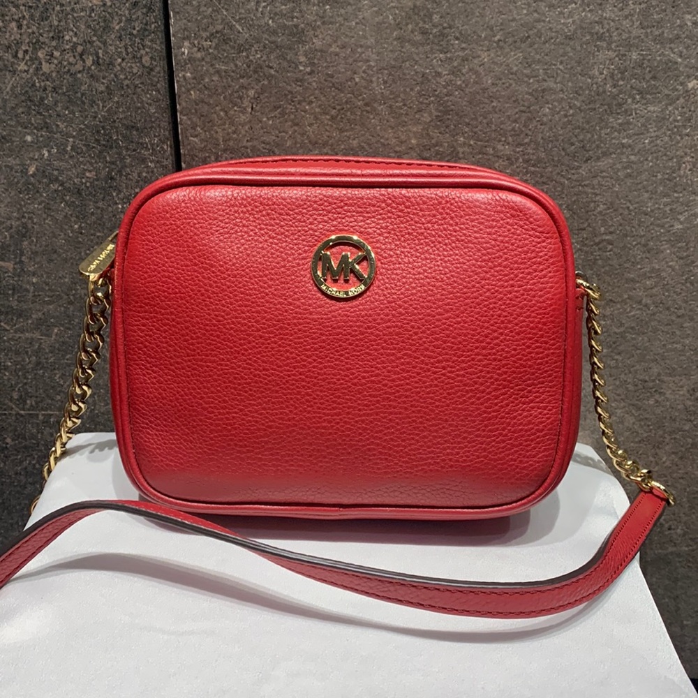 **SOLD OUT**Authentic Michael Kors Crossbody bag - Picture 1 of 6